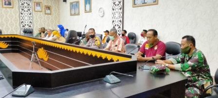 Tim Gugus Tugas guna mempercepat Penanganan Coronavirus Diseases 2019 (Covid-19) Kota Metro melalui juru bicaranya akhirnya mengklarifikasi pasien positif Covid-19