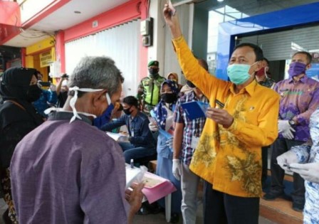 Pemkot metro salurkan Bantuan Sosial Tunai