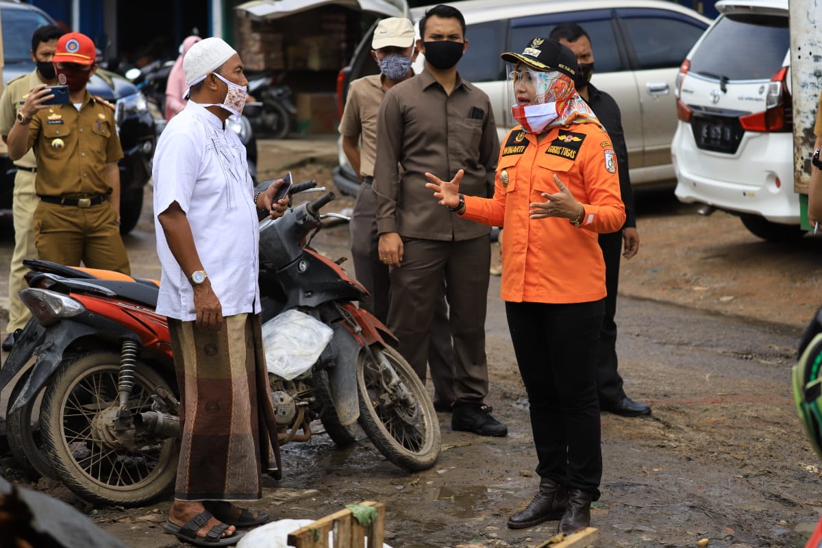 Bupati Winarti segera memperindah dan mempercantik Pasar Unit II demi kenyamanan masyarakat