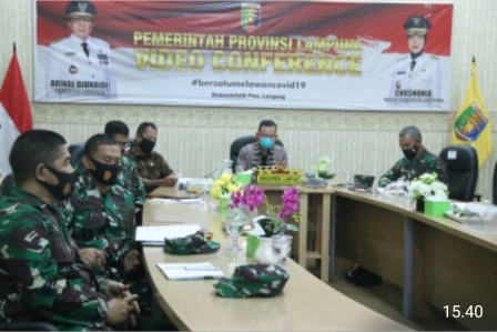 Sekdaprov Lampung Hadiri Penyampaian Executive Summary Kuliah Kerja Dalam Negeri (KKDN) Perwira Siswa Dikreg Sesko TNI Angkatan Ke-47 Tahun 2020