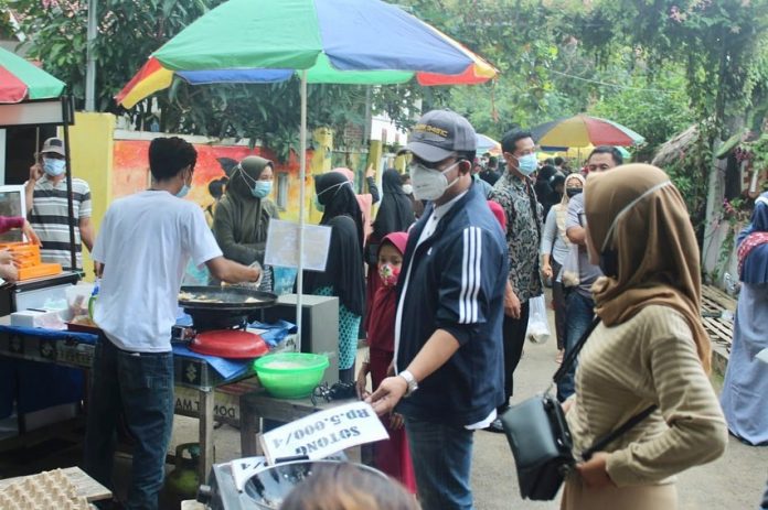 Ardito boyong warga kunjungi pasar payungi kota metro