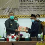 Rapat Paripurna DPRD Dihadiri Bupati Tubaba Umar Ahmad