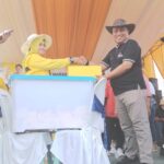 JMSI Tulangbawang Turut Membagikan Hadiah Pemenang Jalan Sehat Partai Golkar Tuba