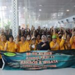 DKP Provinsi Lampung Bersama Alumni Fakultas Kedokteran Universitas Indonesia Gelar Bakti Sosial Pelayanan Kesehatan Bagi Anak dan Nelayan