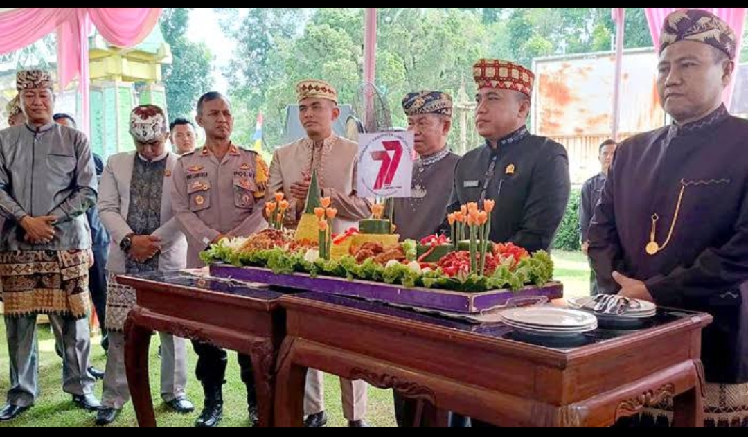 Ketua DPRD Wansiri,. SH,.M.M Gelar Rapat Istimewa HUT Ke -78 Lampura